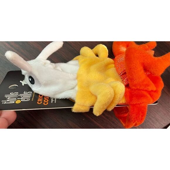 Pet Costume From Thrill & Chills Collection - Picture 4 of 7